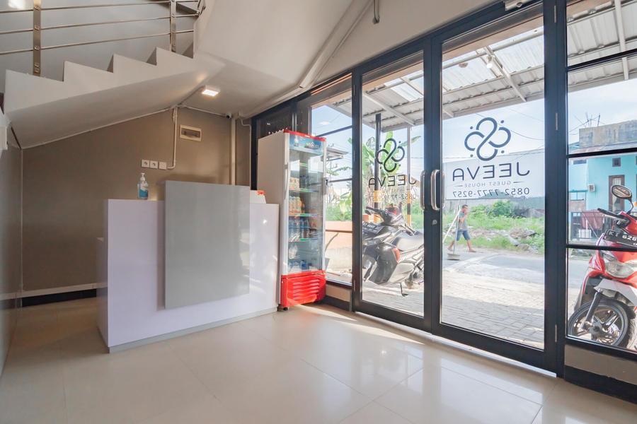 Reddoorz Plus Near Siloam Hospital Balikpapan Exterior photo